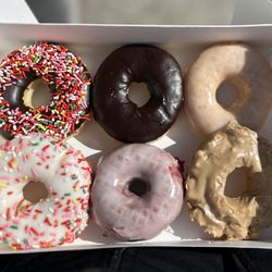 Cronuts Donuts - Mixed 1/2 Dozen