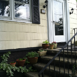 Meg Mowrey Acupuncture