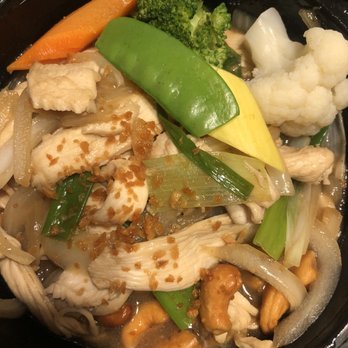 Mayuree Thai Tavern - Pad Cashew Bowl - Thai Near Me - Baltimore, Maryland Mayuree Thai Tavern - Pad Cashew Bowl - Thai Near Me - Baltimore, Maryland