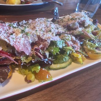 North Italia - Farmers salad - Italian Near Me - Greensboro, North Carolina North Italia - Farmers salad - Italian Near Me - Greensboro, North Carolina