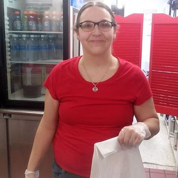 Beetee's Drive-In - Good takeout service too - Ice Cream & Frozen Yogurt Near Me - Newark, New York Beetee's Drive-In - Good takeout service too - Ice Cream & Frozen Yogurt Near Me - Newark, New York