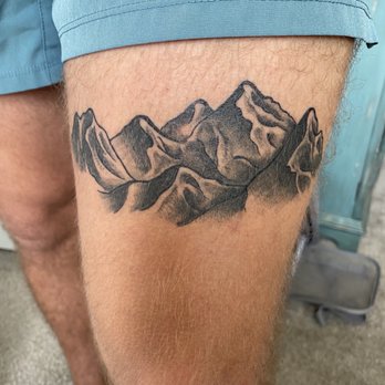 BEELISTIC TATTOO EAST - Updated October 2025 - 35 Photos & 40 Reviews ...