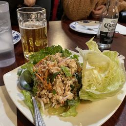 Lettuce wraps (chicken) Lettuce wraps (chicken)