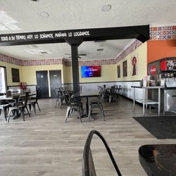 El Terre Yaki Grill - Clean spacious interior