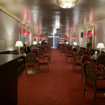 War Memorial Opera House - Old style lounge - Performing Arts Near Me - San Francisco, California War Memorial Opera House - Old style lounge - Performing Arts Near Me - San Francisco, California