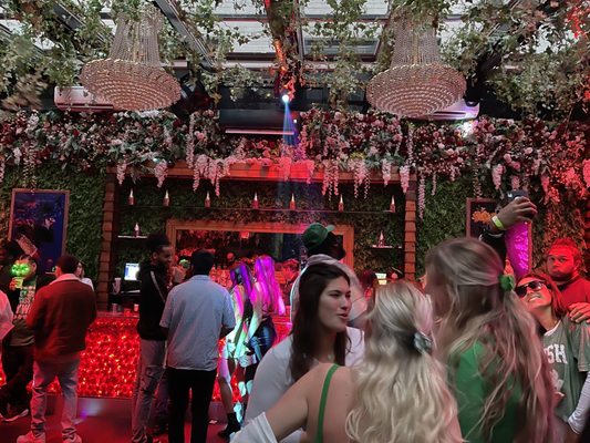 Rosebar Lounge by null