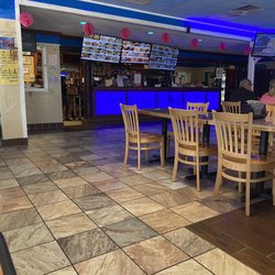 Del Golfo Seafood Restaurant - Inside of the restaurant