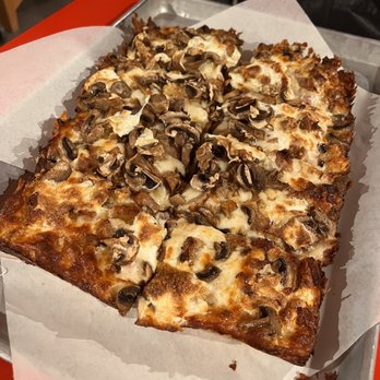Tacoma Pie - Custom pizza - Pizza Near Me - Tacoma, Washington Tacoma Pie - Custom pizza - Pizza Near Me - Tacoma, Washington