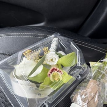 French Florist - Florists Near Me - Port Chester, New York