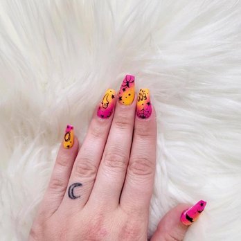 Venus Nails Day Spa - Nail Salons Near Me - Vancouver, Washington