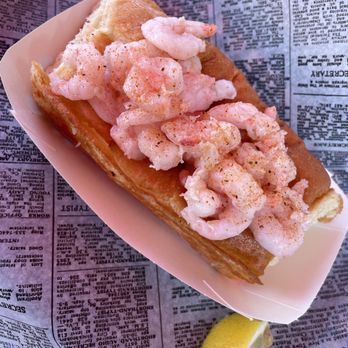 Lobster West - Boss shrimp roll - Seafood Near Me - Coronado, California