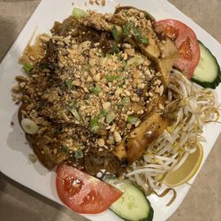 Cambodiana Restaurant - Tofu pad thai