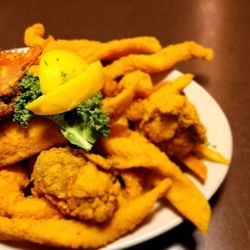 Vera's Seafood - Seafood player with a Heineken