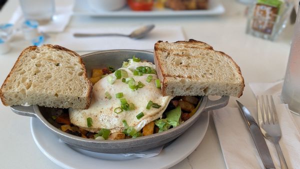 Toasted Gastrobrunch by null