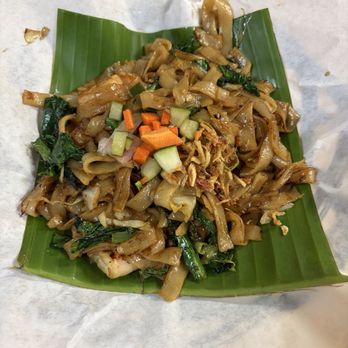 Garuda - Stir fried noodle - Indonesian Near Me - Chicago, Illinois Garuda - Stir fried noodle - Indonesian Near Me - Chicago, Illinois