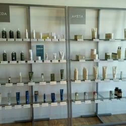 Salon Bella