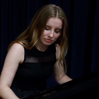 Joanna Baird Pianist - Musicians Near Me Joanna Baird Pianist - Musicians Near Me