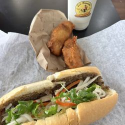Le's Baguette - Special banh mi & durian smoothie...