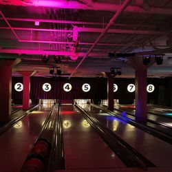 National on 10th - bowling lane