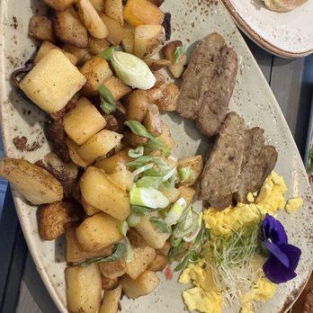 Fairview Farmers - Framers breakfast with chicken sausage - Breakfast & Brunch Near Me - Fairview, Texas Fairview Farmers - Framers breakfast with chicken sausage - Breakfast & Brunch Near Me - Fairview, Texas