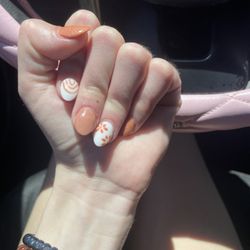 Vivian's Nails
