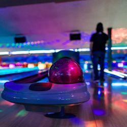 Oak Bowl & Mario's Pizza