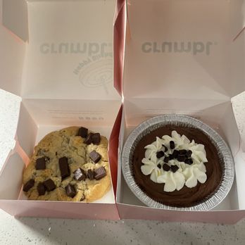 Crumbl - Brea - Chocolate chip cookie - Bakeries Near Me - Brea, California