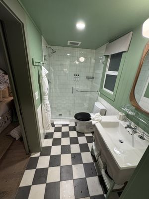 Le Petit Pali at Ocean Ave by null