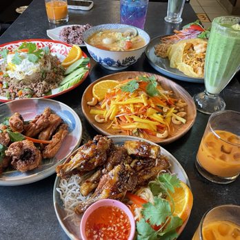 Nimman Thai Cuisine - Thai food - Thai Near Me - Toronto, Ontario Nimman Thai Cuisine - Thai food - Thai Near Me - Toronto, Ontario