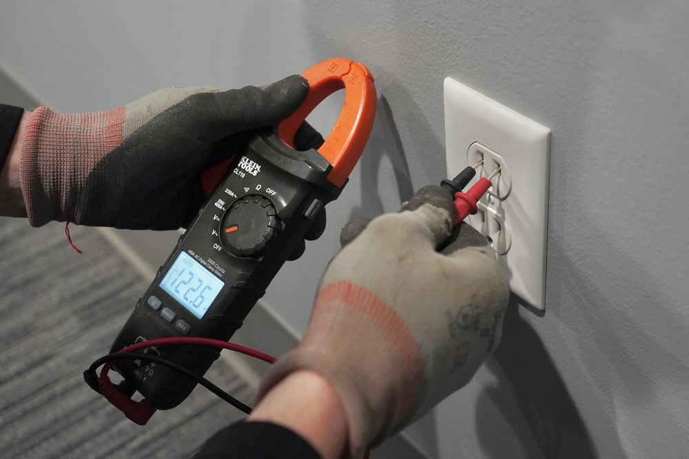 Slide of Five Star Home Services