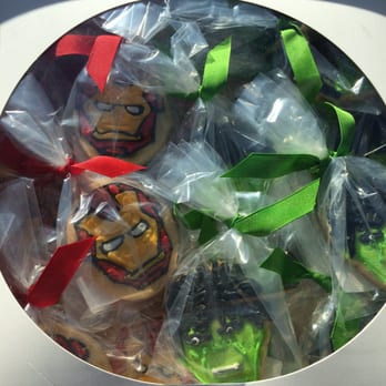 Cookies By Design - Iron man and hulk cookies - Bakeries Near Me - Long Beach, California Cookies By Design - Iron man and hulk cookies - Bakeries Near Me - Long Beach, California