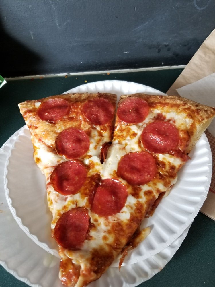 Blackstock Pizzatown Pizza 14011 Old Scugog, Blackstock, ON