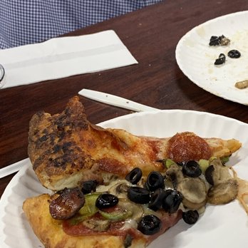 Tony's Pizza - Delicious combo and pepperoni pizza - Pizza Near Me - Bakersfield, California Tony's Pizza - Delicious combo and pepperoni pizza - Pizza Near Me - Bakersfield, California