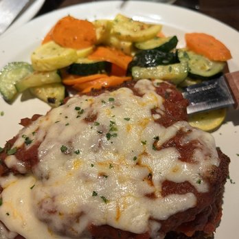 Richie's Pizza - Chicken Parmigiana with veggies - Pizza Near Me - Nokomis, Florida Richie's Pizza - Chicken Parmigiana with veggies - Pizza Near Me - Nokomis, Florida