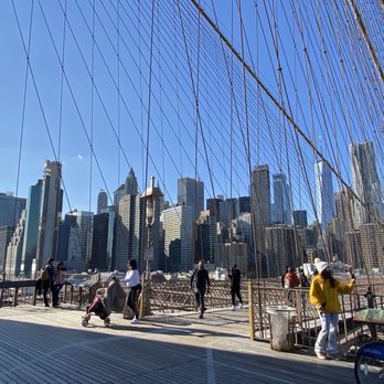 Brooklyn Bridge - Landmarks & Historical Buildings Near Me - Brooklyn, New York