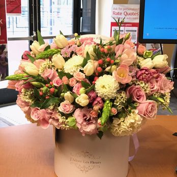 J'Adore Les Fleurs - Picture does no justice to actual scale of arrangement! Amazing! - Florists Near Me - Glendale, California
