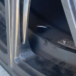 Cracked rims Cracked rims