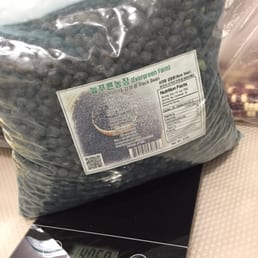 Don't get tricked! It claimed to be 5lb bags but I went home and weighed it, only 4 lb! Just got tricked by 1 whole pound! Liars Don't get tricked! It claimed to be 5lb bags but I went home and weighed it, only 4 lb! Just got tricked by 1 whole pound! Liars