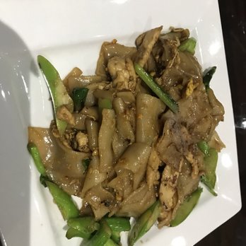 Lamoon Thai - Pad se eew - Thai Near Me - Silver Spring, Maryland