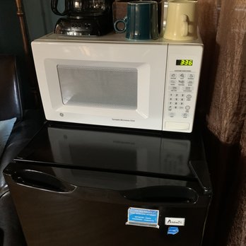 Sea Gypsy Bed & Breakfast - (This was not upon arrival, much cleaner, we took the photos before we left) Mini fridge, cups, coffee, Mr. Coffee maker, coffee - Hotels Near Me - Wildwood, New Jersey Sea Gypsy Bed & Breakfast - (This was not upon arrival, much cleaner, we took the photos before we left) Mini fridge, cups, coffee, Mr. Coffee maker, coffee - Hotels Near Me - Wildwood, New Jersey