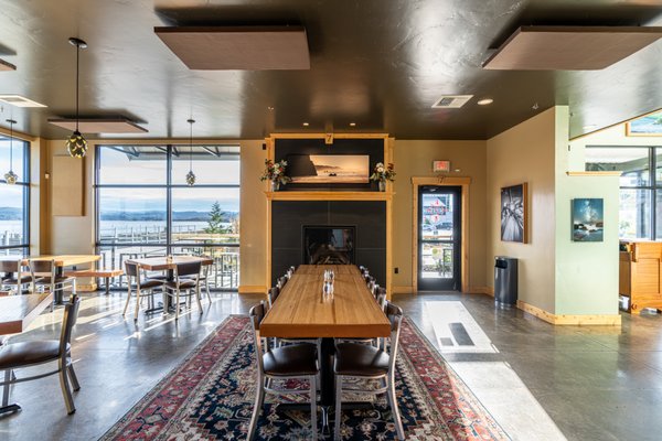 7 Devils Waterfront Alehouse by null