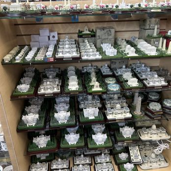 NT Souvenir - Figurines - Souvenir Shops Near Me - Washington, DC, District of Columbia
