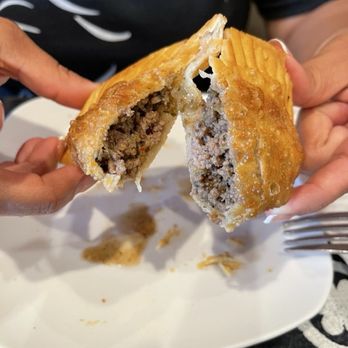 Cuba de Ayer Restaurant - Empanada de Carne - Cuban Near Me - Burtonsville, Maryland Cuba de Ayer Restaurant - Empanada de Carne - Cuban Near Me - Burtonsville, Maryland
