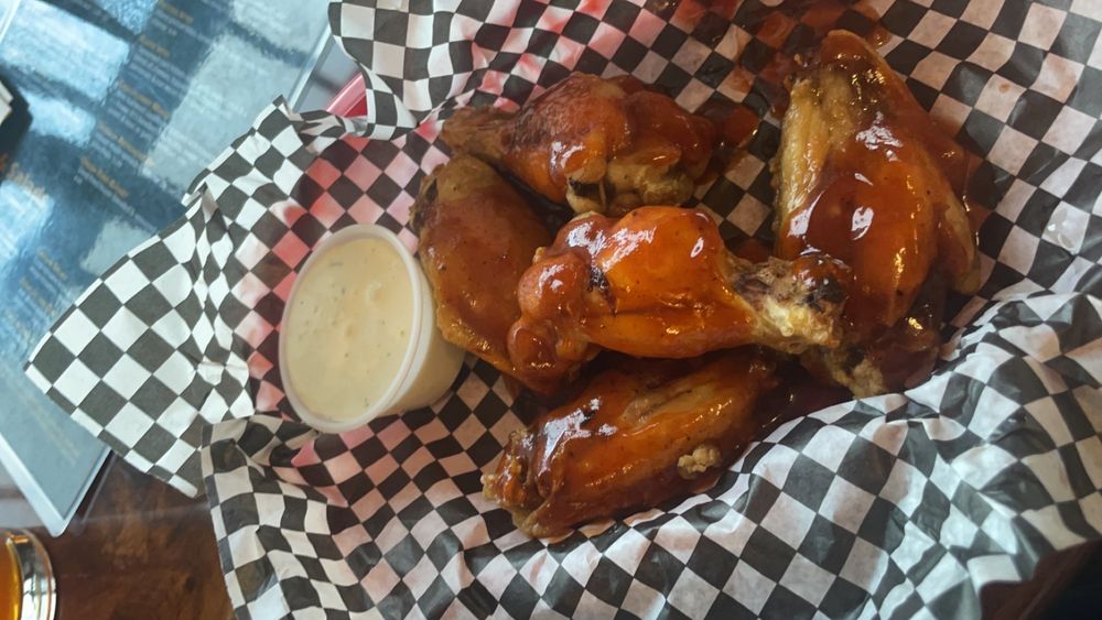 UNION TAPROOM Updated September 2024 29 Photos & 14 Reviews 230 W