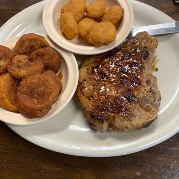 The Daily Special Cafe - The jalapeño pork chop with corn nuggets and fried squash! Let's eat! - American Near Me - Alvarado, Texas The Daily Special Cafe - The jalapeño pork chop with corn nuggets and fried squash! Let's eat! - American Near Me - Alvarado, Texas