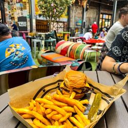 Second Rodeo Brewing - Smash burger!