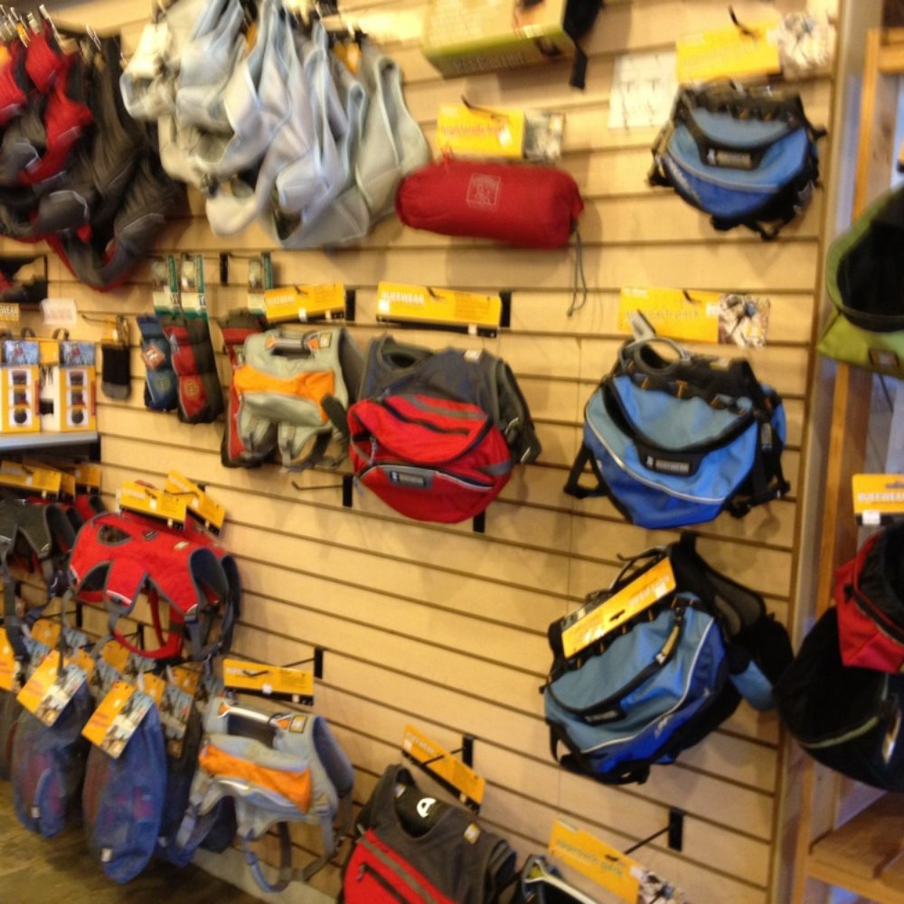Mammoth Pet Shop - Pet Stores Near Me - Mammoth Lakes, California Mammoth Pet Shop - Pet Stores Near Me - Mammoth Lakes, California