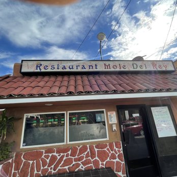 Restaurant Mole Del Rey - Little humble outside view - Mexican Near Me - Bell, California Restaurant Mole Del Rey - Little humble outside view - Mexican Near Me - Bell, California