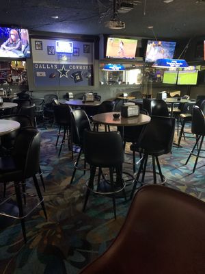 Mr D's Sports Bar and Grill by null