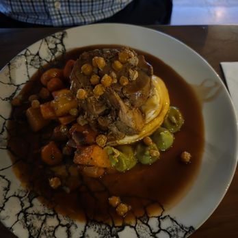 Harbour Master Bar & Restaurant - Slow Braised Lamb Shoulder - Pubs Near Me - Dublin, D